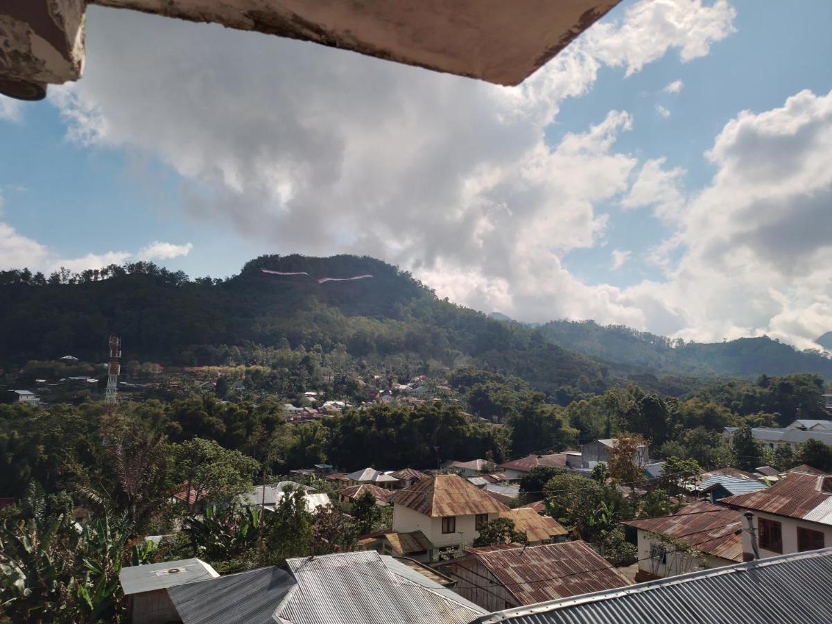 Kristian Homestay Bajawa Esterno foto