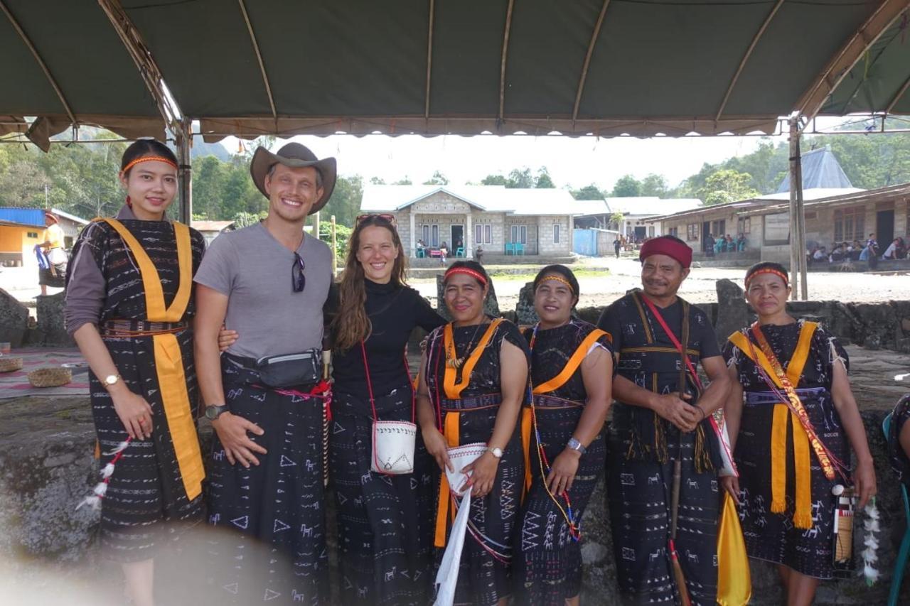Kristian Homestay Bajawa Esterno foto