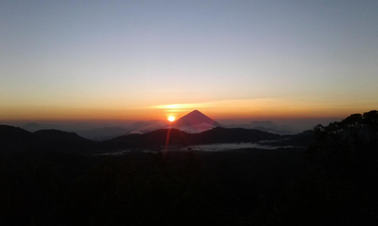 Kristian Homestay Bajawa Esterno foto