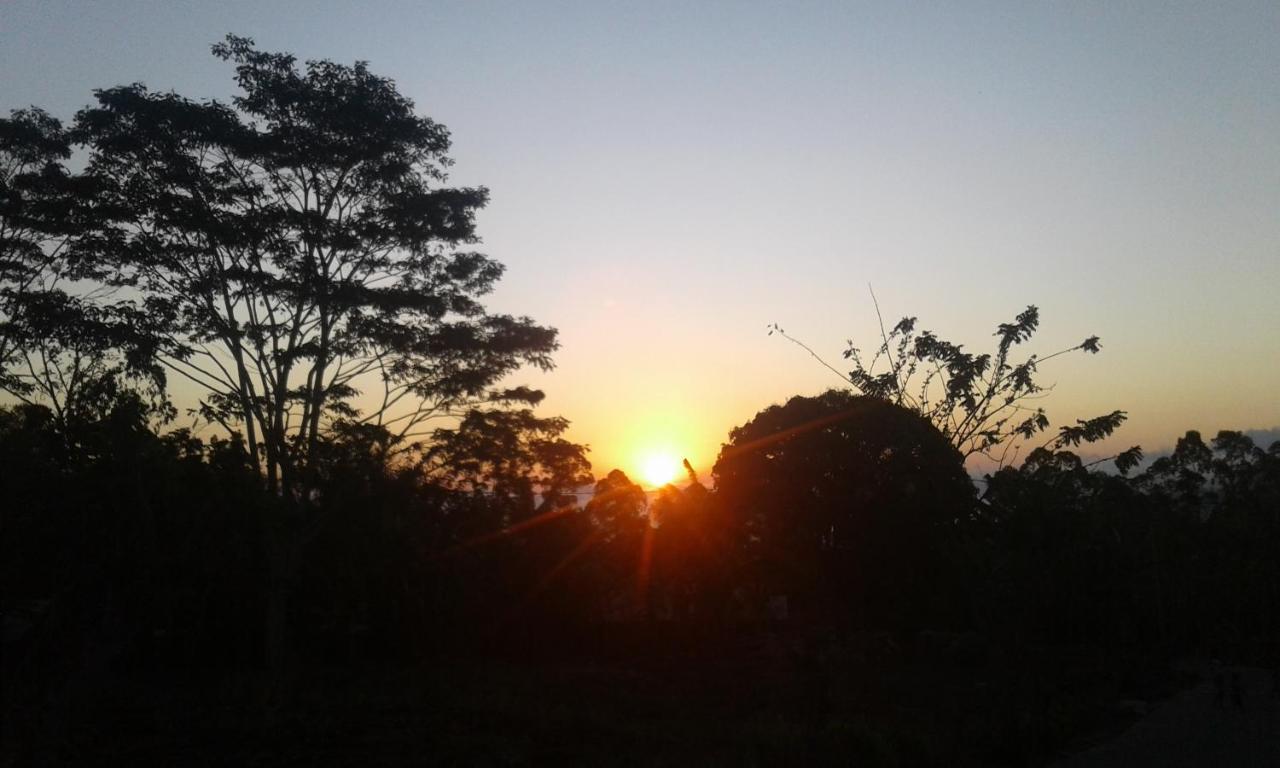 Kristian Homestay Bajawa Esterno foto