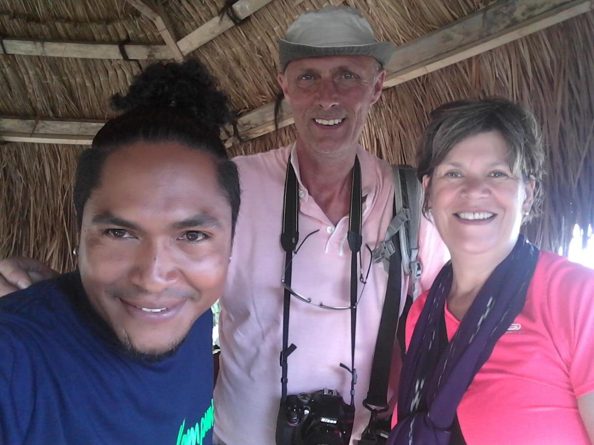 Kristian Homestay Bajawa Esterno foto