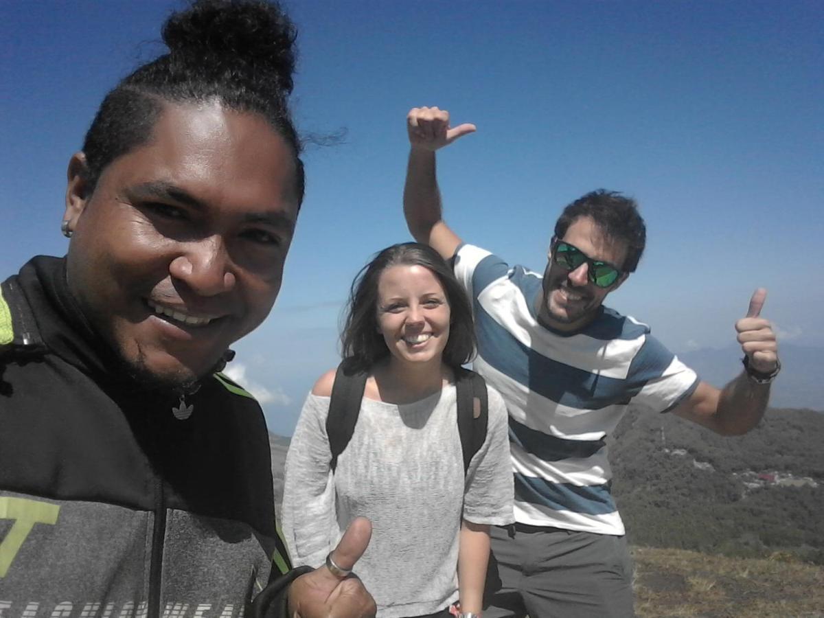 Kristian Homestay Bajawa Esterno foto