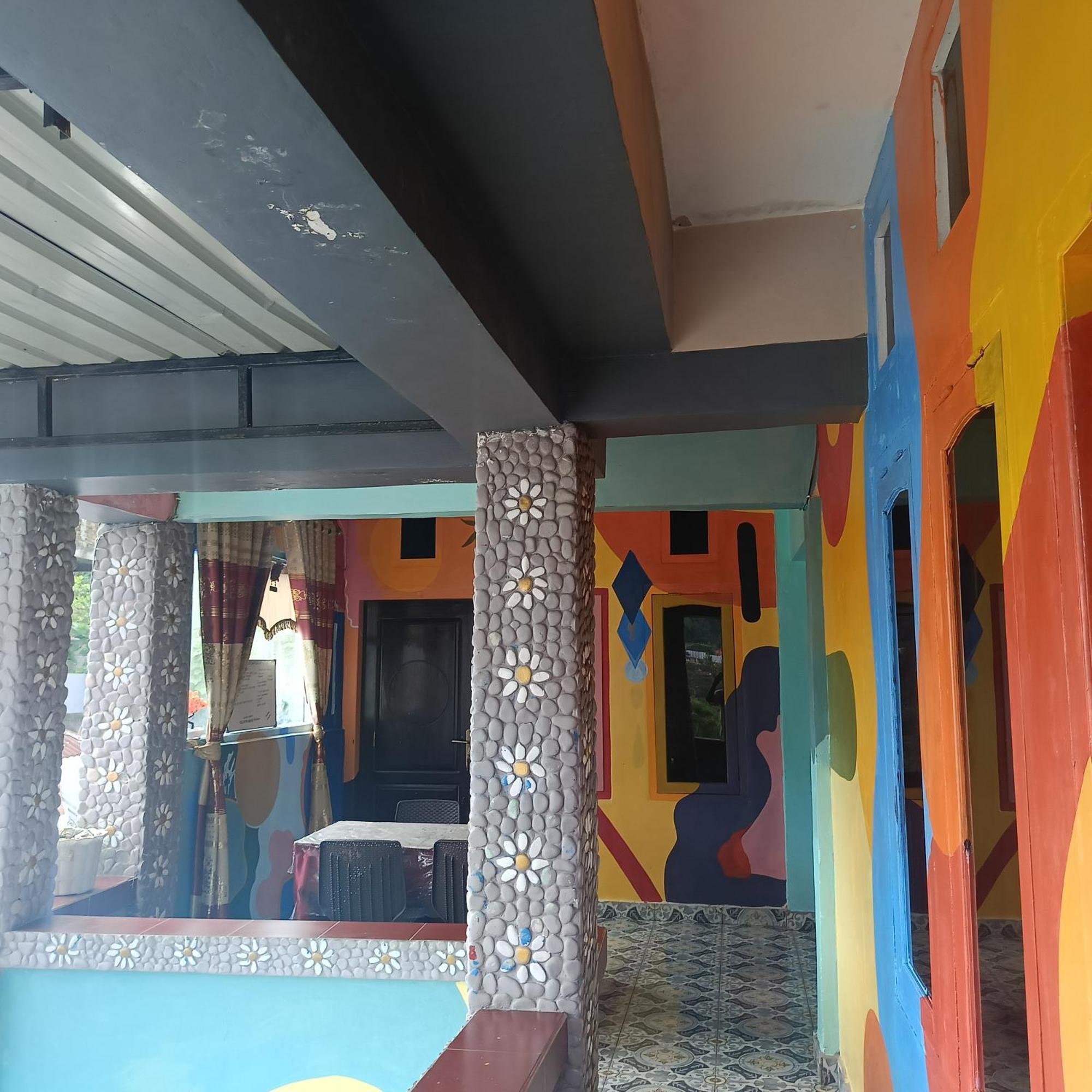Kristian Homestay Bajawa Esterno foto